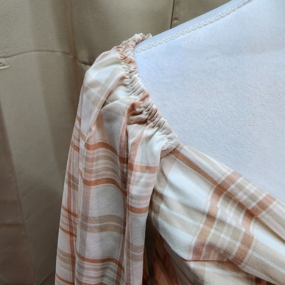 Forever 21 Plaid Off Shoulder Crop Top Size Large - Picture 5 of 13